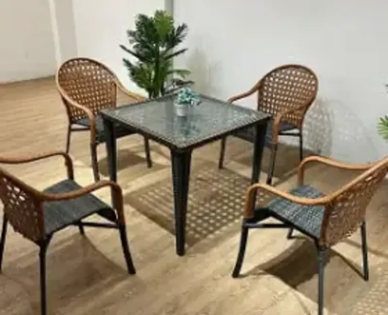 4SEATER+1TABLE LUXURY SET ₦581,800.00